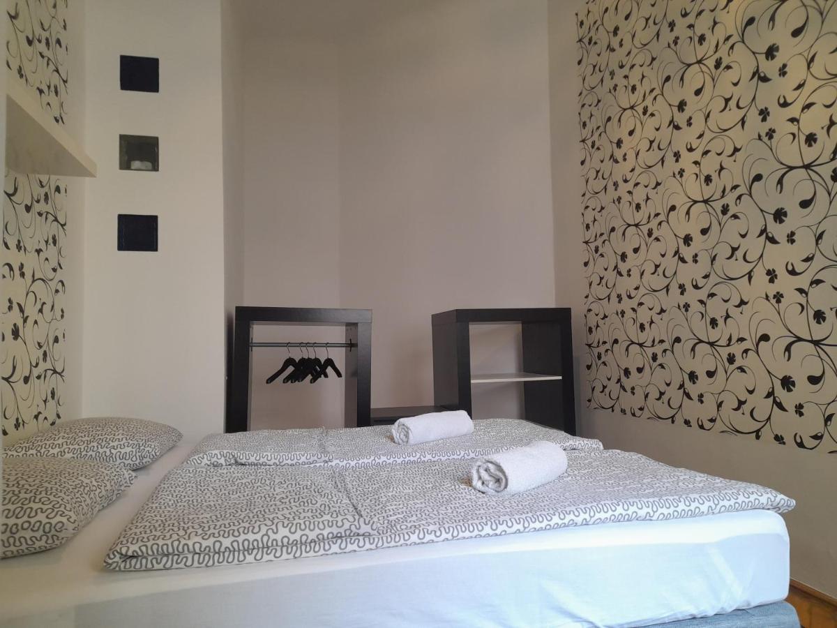 Phoenix Apartment بودابست المظهر الخارجي الصورة