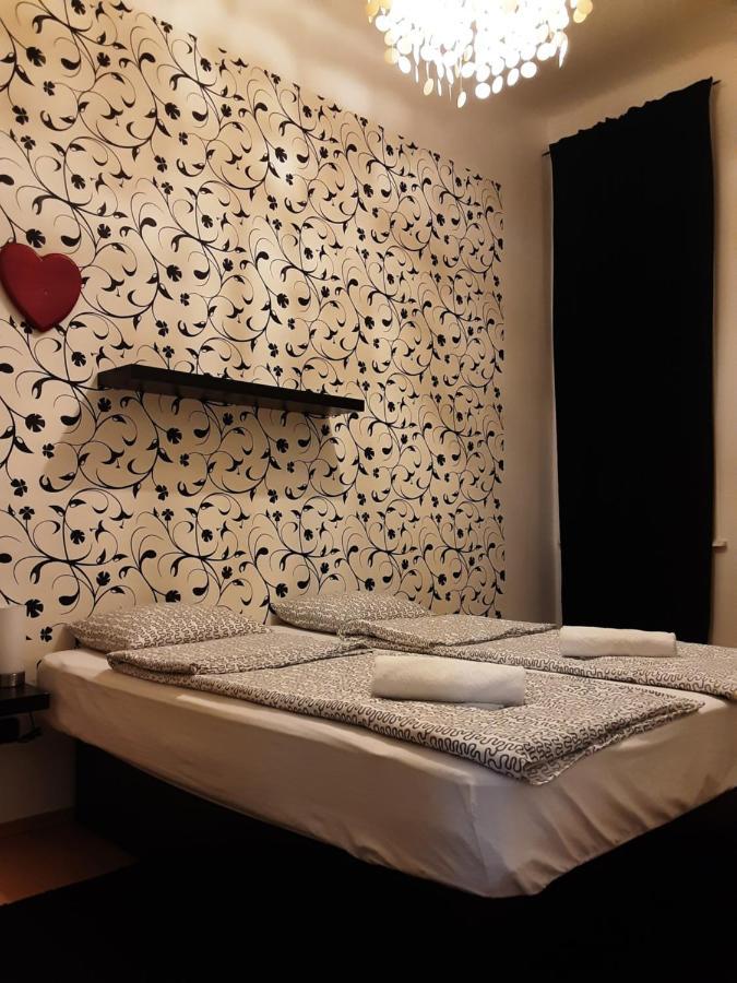 Phoenix Apartment بودابست المظهر الخارجي الصورة